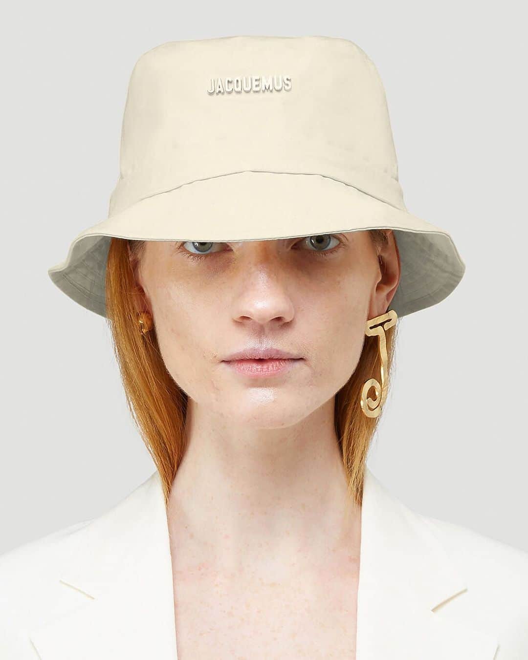 エルエヌシーシーのインスタグラム：「The Jacquemus brand is imbued with a laid-back attitude; creating elegant pieces for the modern woman. @jacquemus」