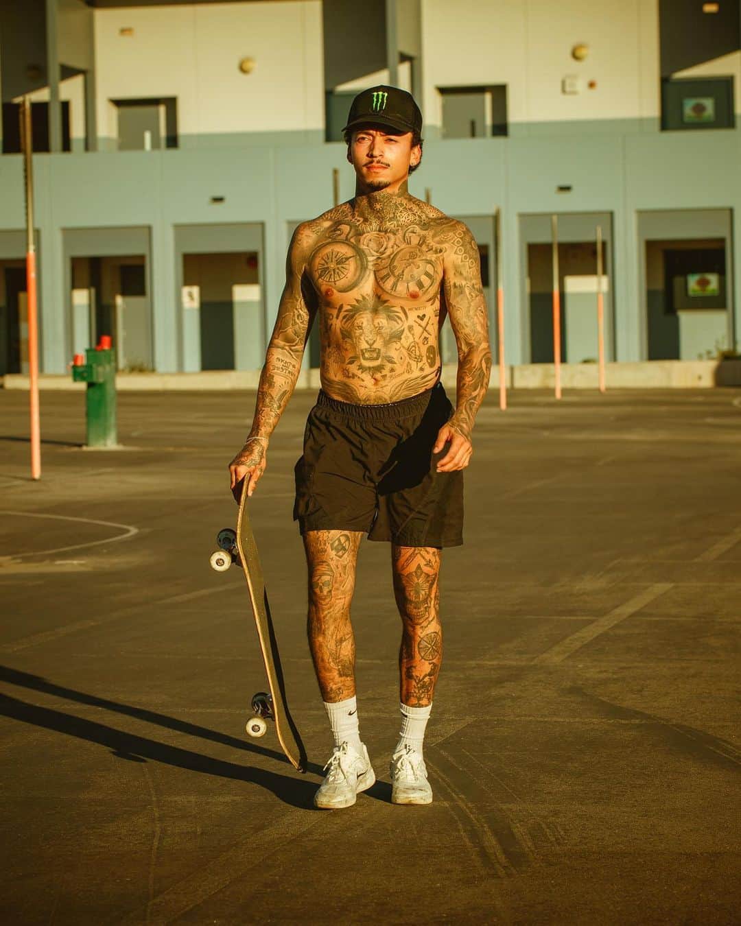 ナイジャ・ヒューストンのインスタグラム：「Battle after Battle it don’t stop」
