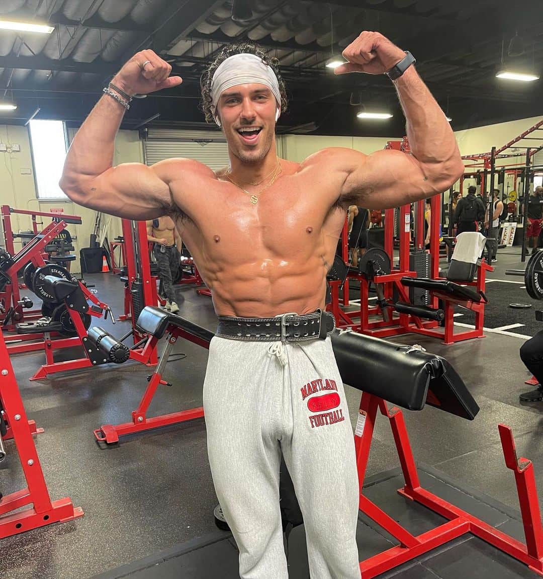 Steven Kellyのインスタグラム：「all gas no breaks ⛽️🚀⛽️」