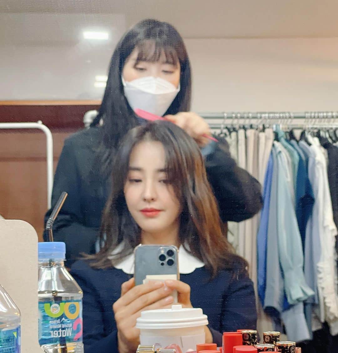 パク・ウネさんのインスタグラム写真 - (パク・ウネInstagram)「오늘 #광고 #지면촬영  #머리묶기」1月22日 10時34分 - eunhye.p
