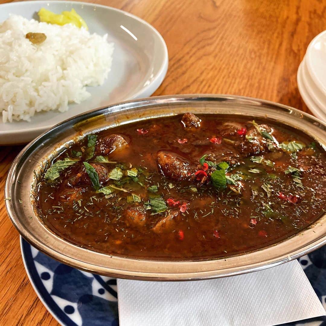 桜井誠のインスタグラム：「今日1/22はカレーの日🍛 人生をより豊かにしてくれたカレーに感謝🙏」