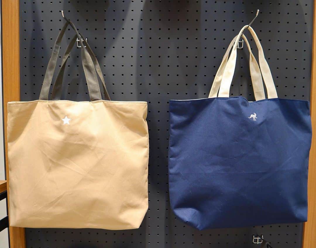 LECT レクトさんのインスタグラム写真 - (LECT レクトInstagram)「お子様の晴れ舞台。 2階プティマインではオケージョンアイテムを取り揃えております。  #lect #レクト #petitmain #キッズファッション #オケージョン #セレモニー #子供服 #習い事 #入園式 #卒園式 #広島ママ# #ショッピングモール #広島市」1月22日 10時57分 - lect_hiroshima