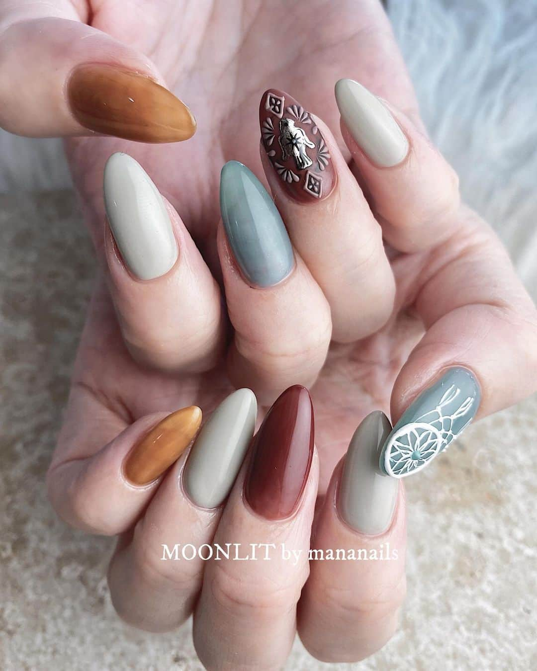 mananailsさんのインスタグラム写真 - (mananailsInstagram)「🕊 design by @moonlit_miki   ☾120minオフ込み」1月22日 11時22分 - mananails