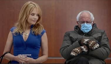 リー・トンプソンのインスタグラム：「I can’t get enough #berniesandersmemes he is the greatest.  #keeppushing」