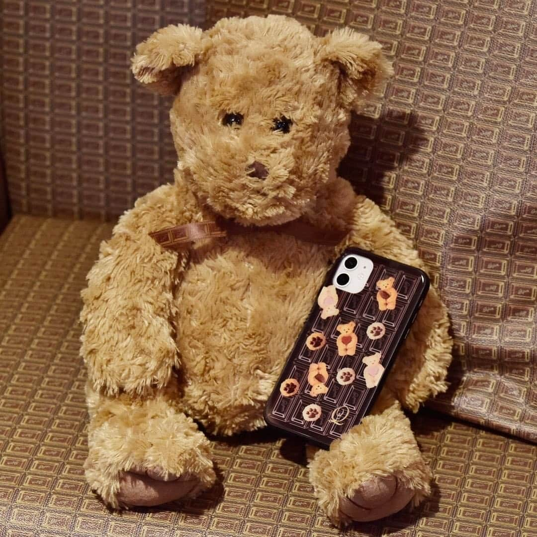 キューポットさんのインスタグラム写真 - (キューポットInstagram)「🤎🤎🤎  【Teddy Bear Cookie】 Sold out item ""Teddy Bear Cookie Collection"" is back in stock with new iPhone case!   Limited numbers only, get your favorite before they are gone. 🧸♥  #qpot #キューポット #qpotjapan #qpotaccessory #qpotaccessories #qpotnecklace #qpotnecklaces #qpotbagcharm #paw #bear #bears #bearcookie #bearcookies #iphonecase #iphone #iphone12 #iphone11 #iphonex #iphonexs」1月22日 12時01分 - press_qpot_international