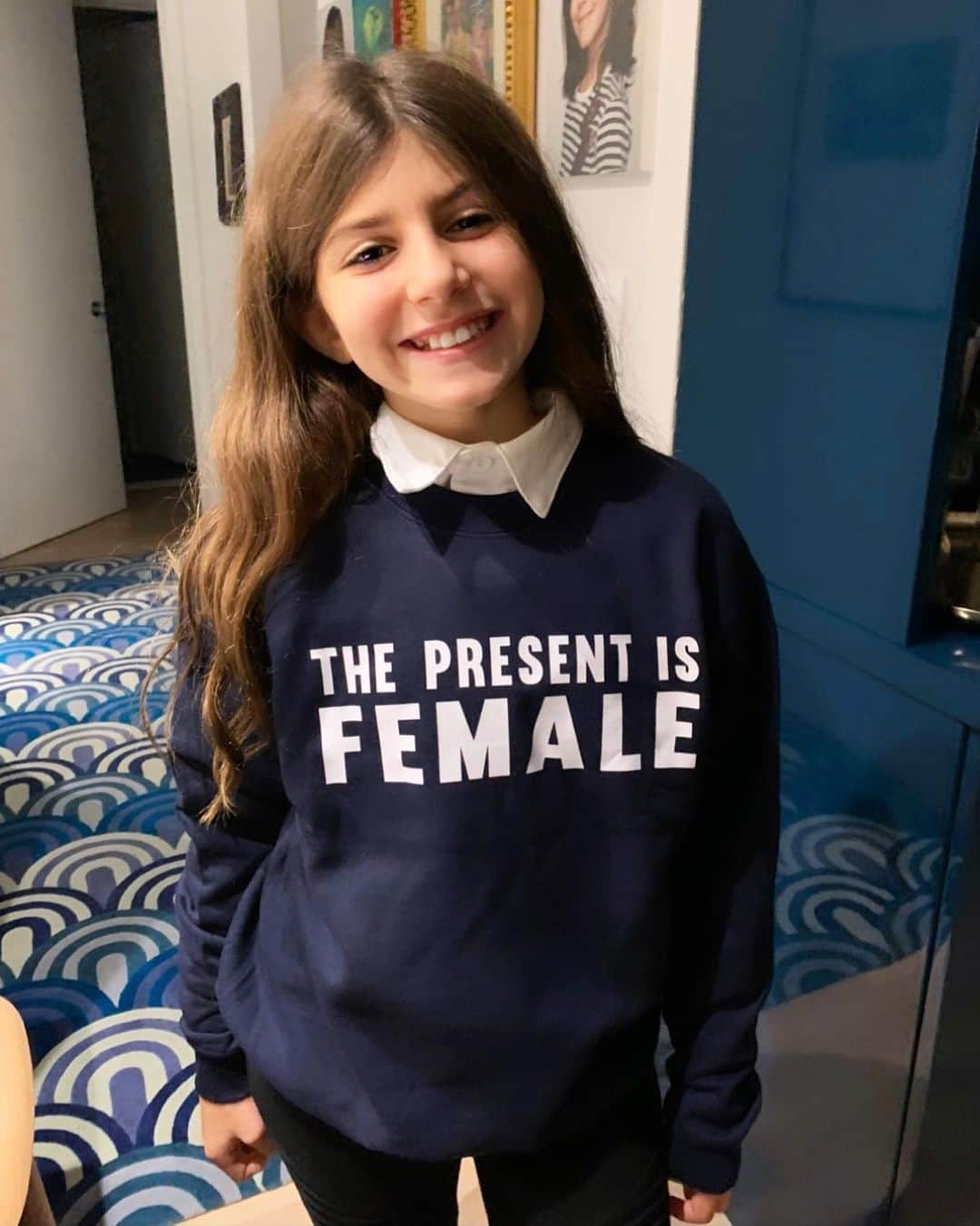 Ilana Wilesのインスタグラム：「A follower sent me these sweatshirts for the girls (made by a friend of hers) back in November, right after Harris was officially declared the Vice President Elect. In her card, she wrote about how hopeful she was for the future of American young women. I am too!!! Thank you @meleahbrianna and @jazzy_creations_757 for the perfect Inauguration Day outfit. And yes, Mazzy completed her sweatshirt with a crisp white collared button down and absolutely approved this pic to post!」