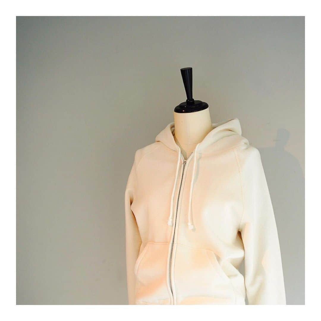DRESSTERIORのインスタグラム