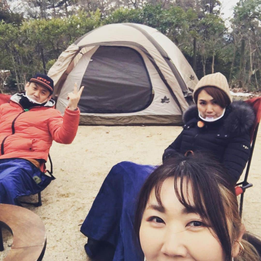 緑川まりさんのインスタグラム写真 - (緑川まりInstagram)「先日、ビタミンSさんの「ビタペディア」におじゃましました！  極寒の中で行われたキャンプロケ！比良げんき村さんのアクティビティーも加わり、めちゃくちゃ楽しかったです！！  この模様はeo光チャンネルか、webから見られるので是非！！ 今回が前編で来週の水曜日に、後編が放送されます！  絶対見てくれよな！！ၾကည့္ပါ🇲🇲  https://eonet.jp/vitapedia/week/」1月22日 13時44分 - midorikawa06