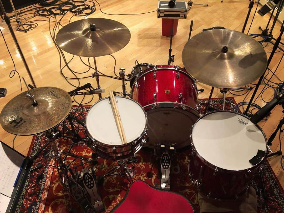 ジェットセイヤさんのインスタグラム写真 - (ジェットセイヤInstagram)「2021.1.22 REC🥁ツインペダルは結局使わず^^ #gogovanillas #jettseiya #gretsch #ludwig #meinel #zildjian sound making by @kensukesatodrummer」1月22日 19時20分 - jett_seiya_lvasp