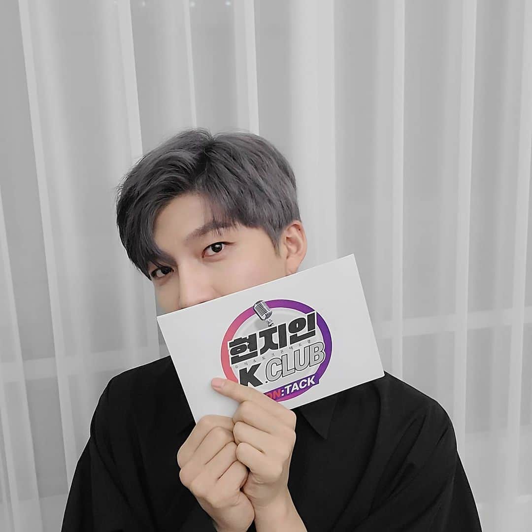 U-KISS（ユーキス）のインスタグラム：「[#수현] 키스미 '현지인KCLUB' 곧 개장합니다🎉🎙 조금만 더 기다려 주세요🙏  https://tv.naver.com/v/18067153 https://www.youtube.com/watch?v=sco9dcNQGsY  #유키스 #UKISS #SOOHYUN #현지인KCLUB」
