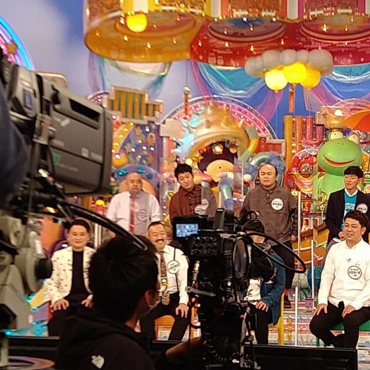 アイアム野田のインスタグラム：「【野田の脳内彼女よっちゃんへ】 昨日のアメトーークは観たかな？終わった後は喋れるところは喋りきったと思ったんだけど、思ったより噛んでたよ😅トホホ。。 だけど、出てるメンバーが笑顔で明るく見れてよかった！収録終わってから昼間だったんだけどそのまま飲みに行って、団結力が高まったよ。TAIGAさんがずっと話の節々で「ぼくたちTAIGA世代が、、、」と当たり前のように話してたんだけど、これからそれにあやかろうかと思うよ！我々TAIGA世代頑張りますよ！」