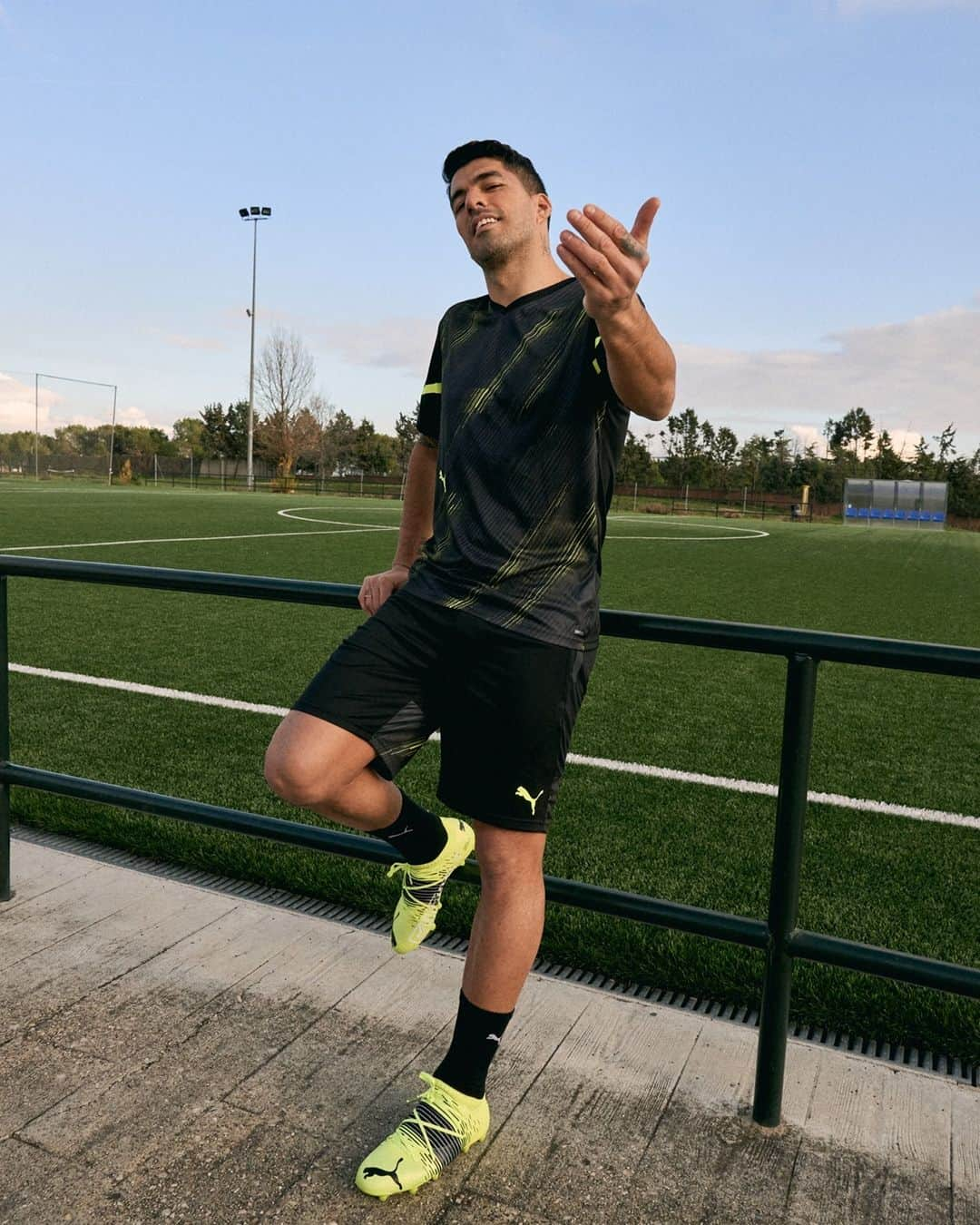 PUMA Footballさんのインスタグラム写真 - (PUMA FootballInstagram)「That panenka with the FUTURE Z got me 🤩 @luissuarez9」1月22日 17時12分 - pumafootball