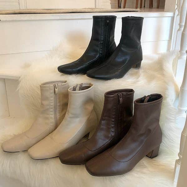 PATRA magazineさんのインスタグラム写真 - (PATRA magazineInstagram)「何足合っても困らない！トレンドのブーツ👢🤍  PATRA MARKETならお家で お買い物ができちゃいます𓂃🕊  ぜひ商品タグからチェックしてみてね！  今みんなの中で流行っている事やアイテムがあれば PATRA magazine をタグ付けしてぜひ教えてね🔔  皆さんのすてきな投稿をぜひ紹介させてください！ ㅤㅤㅤㅤㅤㅤㅤㅤㅤㅤㅤㅤㅤ ㅤㅤㅤㅤㅤㅤㅤㅤㅤㅤㅤㅤㅤ #PATRA #着回し #冬服 #冬コーデ #きょコ #今日のコーデ #ブーツ #ロングブーツ #ショートブーツ #ブーツコーデ #お休みコーデ #通学コーデ #プチプラコーデ #スカートコーデ #ブラウスコーデ #着痩せコーデ #着痩せ #細見えコーデ」1月22日 17時12分 - patra__jp