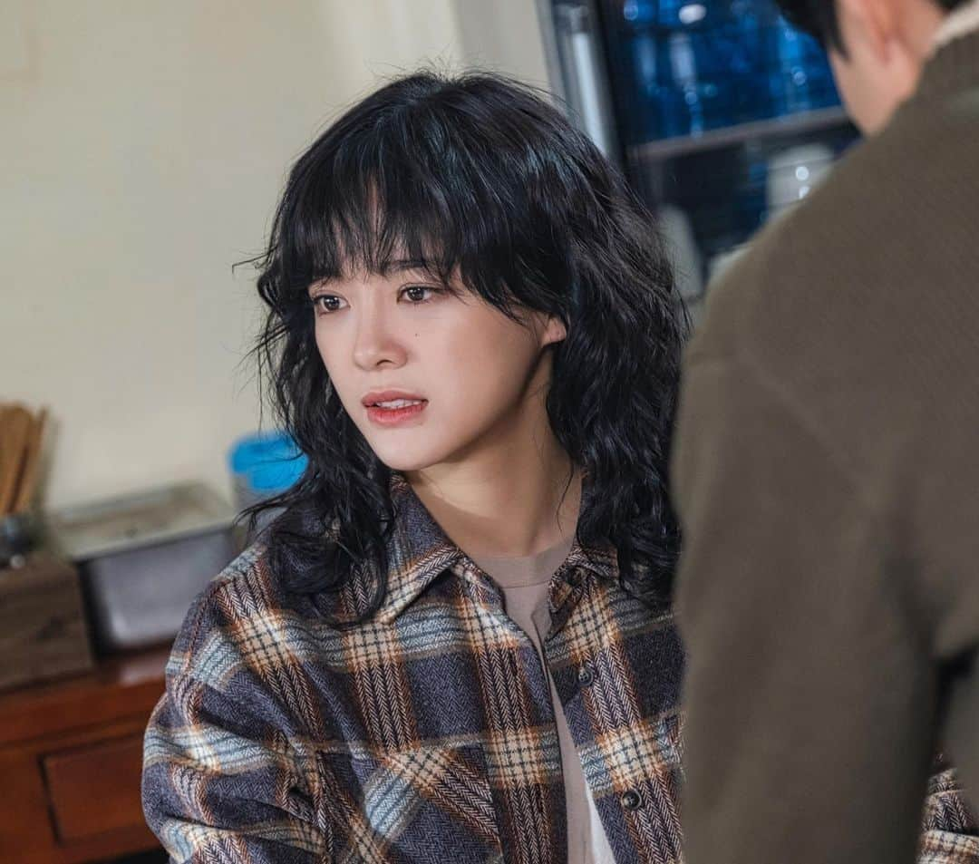 キム・セジョン（Gugudan SeMiNa）さんのインスタグラム写真 - (キム・セジョン（Gugudan SeMiNa）Instagram)「도하나 #경이로운소문  하드털이」1月22日 17時18分 - clean_0828