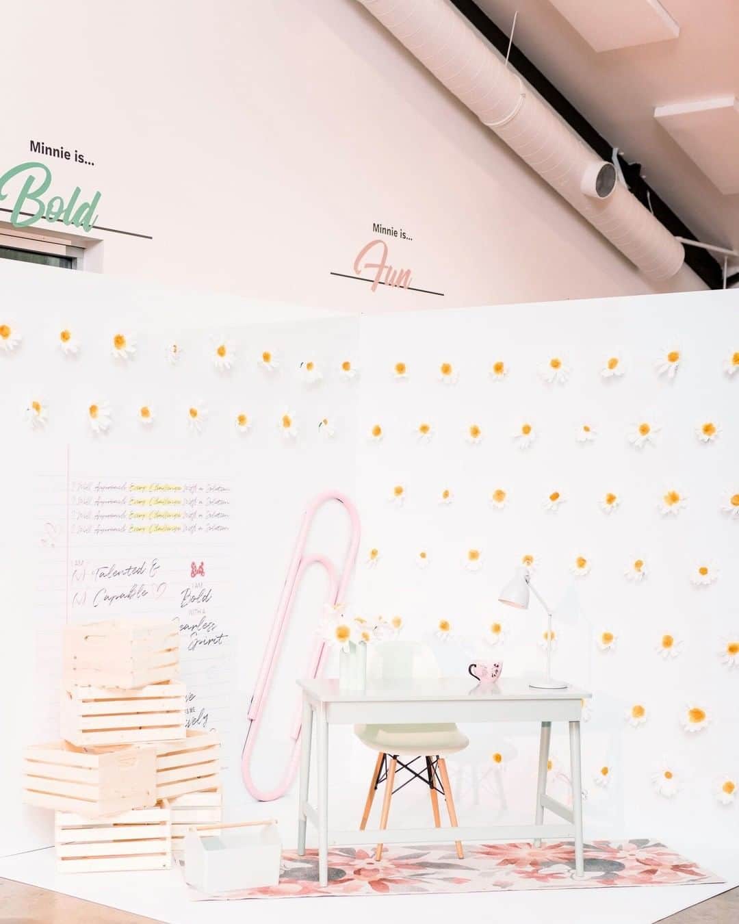 ミニーマウスさんのインスタグラム写真 - (ミニーマウスInstagram)「Something sweet is coming your way! If you loved last year’s #CCPolkaDotSummit get ready for Positively Minnie: The Polka Dot Summit 2.0-The Digital Edition. 💻💕 On February 13, Minnie and Create Cultivate are teaming up to bring you inspiring coffee chats, Minnie muse workshops and more! The event is FREE, so head to @MinnieStyle to reserve your spot! #PositivelyMinnie」1月23日 4時30分 - minniemouse