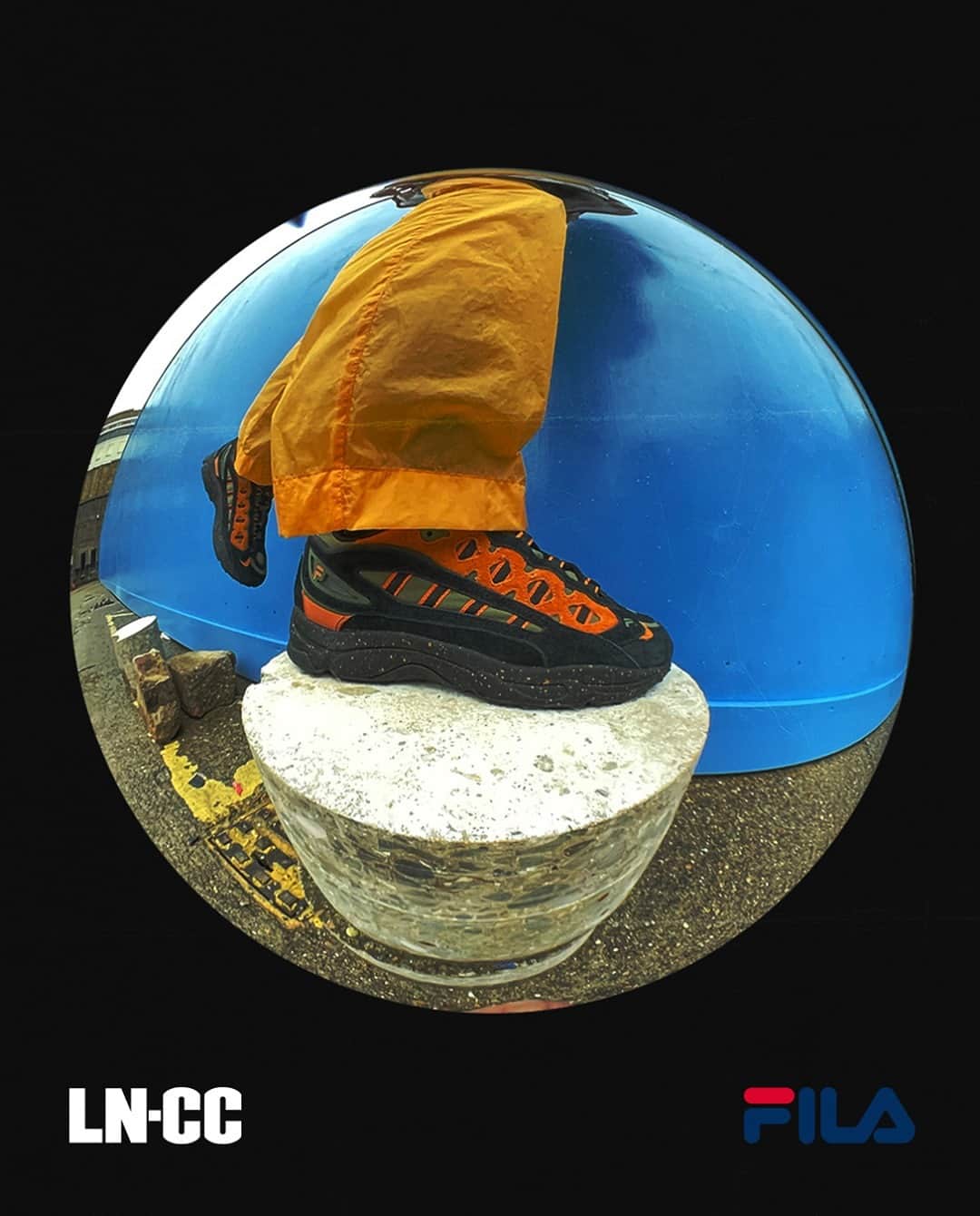 エルエヌシーシーのインスタグラム：「Embracing the great outdoors with a hint of 90s nostalgia, LN-CC and FILA come together to bring new life to the iconic Boveasorus 98 sneakers.  To celebrate the latest collaboration in three exclusive colourways, LN-CC invited photographer Milo Black to capture the transition of the modern sneaker, from a sneaker designed to enhance the stamina and performance of athletes to a sneaker designed to endure extreme sports in the harshest terrains. Be inspired and step into your next adventure. @filauk @mylowe_ @sbuers」