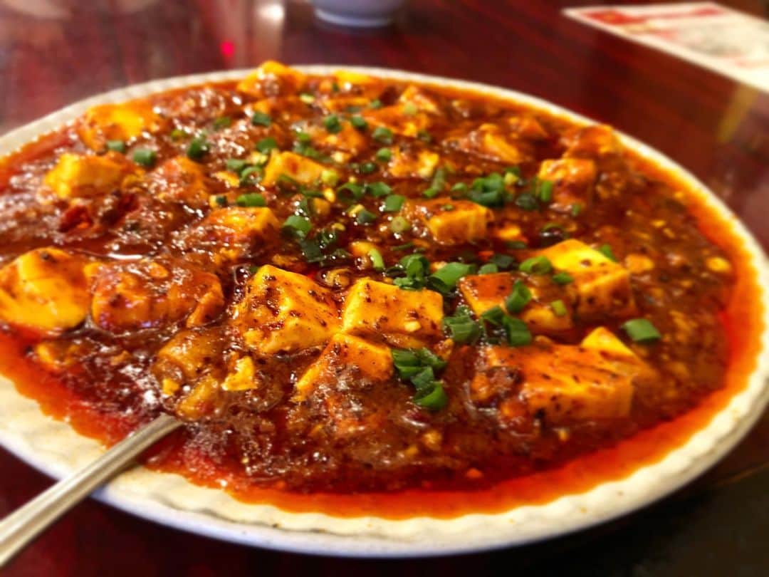 吉田早織のグルメインスタ