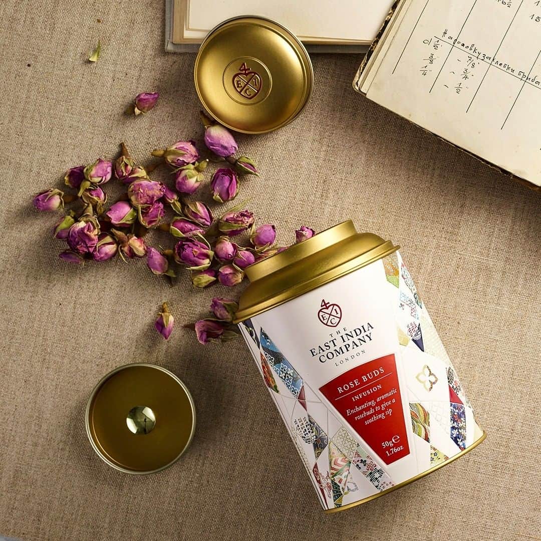 The East India Companyさんのインスタグラム写真 - (The East India CompanyInstagram)「Love is in the air 🌹. This Valentine's day surprise your loved one with our Rose Buds infusion. Delicate Iranian rosebuds that form a delightfully soothing, caffeine-free infusion with a sweet and enchanting aroma. #rosebuds #tealover #theeastindiacompany」1月22日 19時30分 - theeastindiacompany