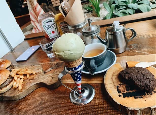 HANAのグルメインスタ