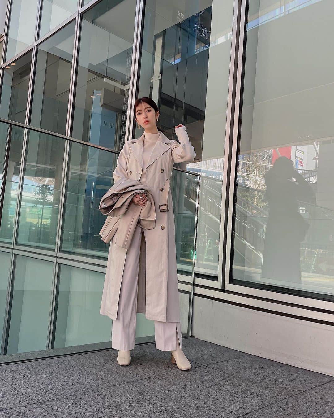 高村 楓のインスタグラム：「. . もう寒いの飽きたから 早くあったかくなってほしいな〜😧 . 春っぽいカラーが気分🌸🌸🌸 . #MURUA」