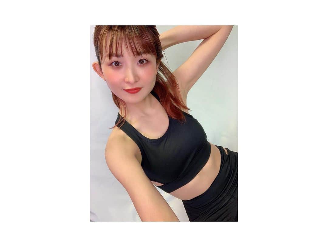 都乃さんのインスタグラム写真 - (都乃Instagram)「3 STARS✨  https://www.instagram.com/3stars.life/ っていう、音楽のぱいせんが立ち上げたフィットネスウエアとかを扱ってる新ブランドのモデルしてきた😝👍  可愛いウエア沢山あったー！🏃‍♀️💨  @3stars.life #fittnesswear #fittnessmodel #fittnessgirl #SATONO #japanesemodel  #sportswear」1月22日 19時48分 - tonomotono
