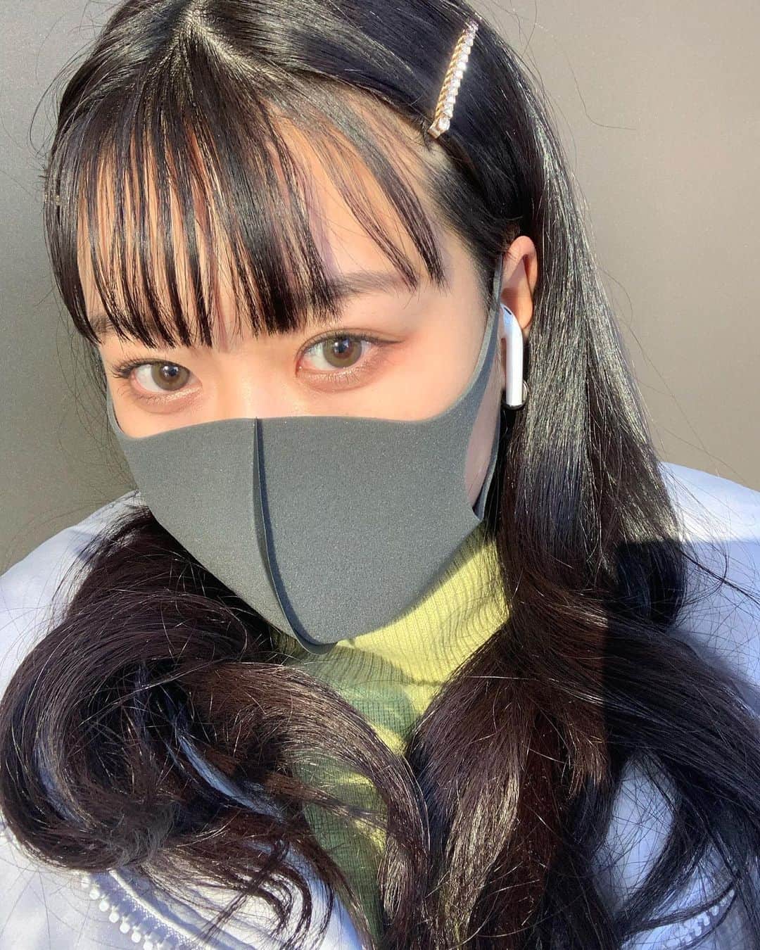 山下恵奈のインスタグラム：「珍しい髪型だった日☺︎」