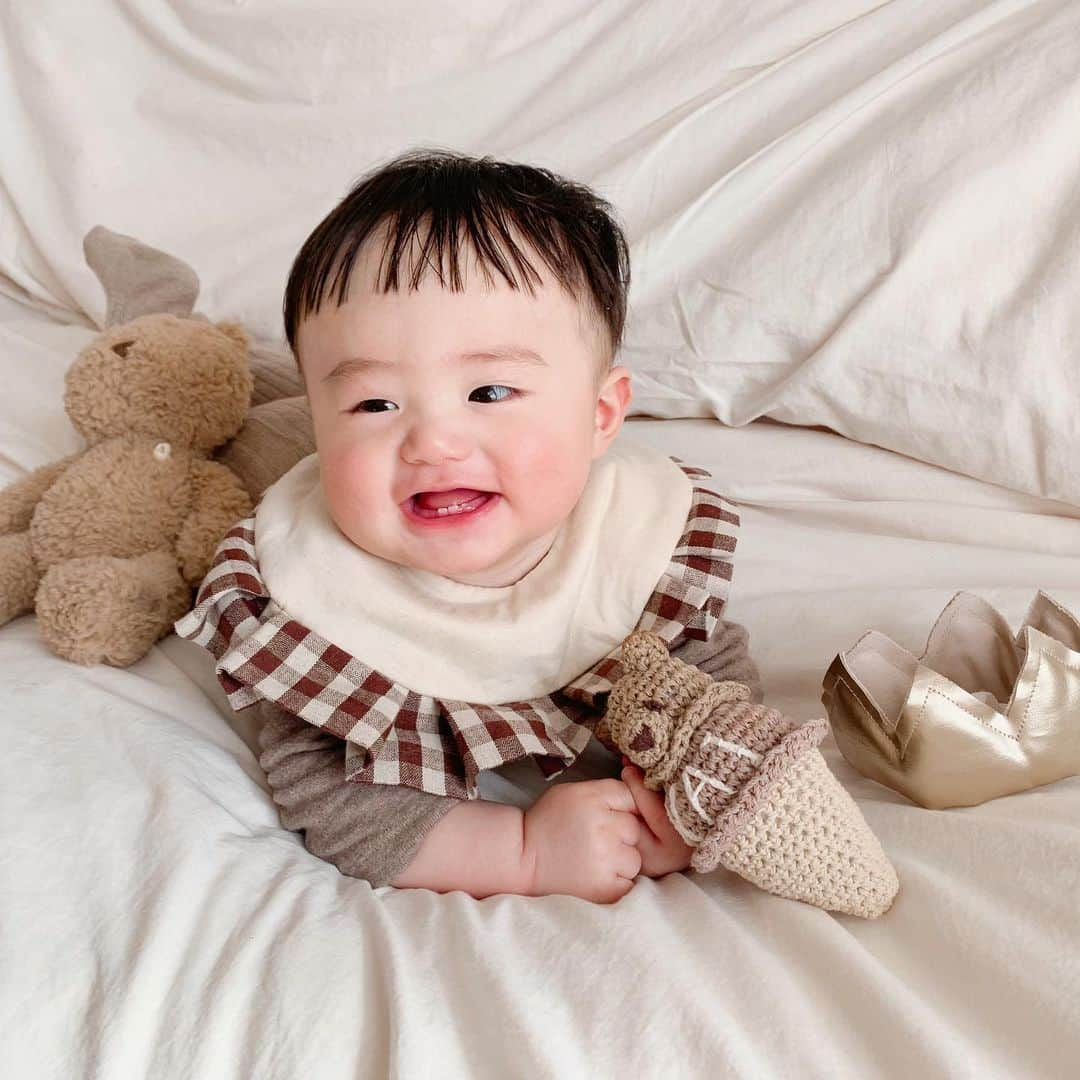 酒元麻衣（まいへー）さんのインスタグラム写真 - (酒元麻衣（まいへー）Instagram)「👶🏻が生まれてから6か月🤍16日にハーフバースデーを迎えました🤍元気にすくすく育ってくれて毎日沢山の幸せをくれてありがとう🤍🤍😭私出来ない母すぎて、、申し訳ないと思う事もたくさんあるけどこれからもっと頑張るね🥺。大好き😢🤍🤍🤍 . . . #ハーフバースデー#生後6ヶ月#6ヶ月ベビー」1月22日 20時23分 - maihee