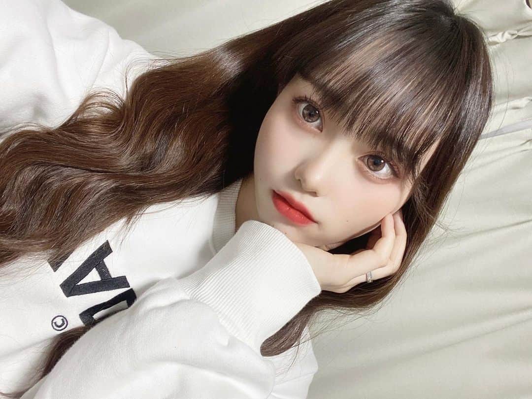 のインスタグラム：「😛 ・ ・ ・ ・ ・ ・  #fff#f4f#lfl#l4l#follo#follome#instagood#like4like#like4likes#korea#koreanstyle#koreanfashion#@_093024_#fashion#韓国#韓国ファッション#韓国スタイル#ootd#ootdfashion#韓国好きな人と繋がりたい#お洒落好きさんと繋がりたい#ファッション#いいねしてくれた人の中で気になった人フォロー#セルカ」