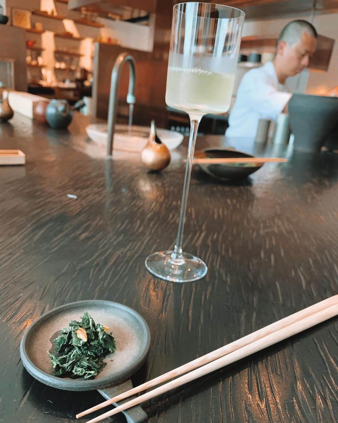KENNY（吉原健司）さんのインスタグラム写真 - (KENNY（吉原健司）Instagram)「コロナ禍がいまだ続く中、健康について勉強していくうちにハマっていったお茶の世界。日本茶は馴染みがありすぎてよく知らなかったけど、知れば知るほどポテンシャルが凄いぜ。 🍵🌿 最後のお茶効用の画像はカネ松製茶さんからいただいたリーフレットより。興味ある人が多かったら後日まとめてシェアします！」1月22日 21時06分 - kenny_yoshihara
