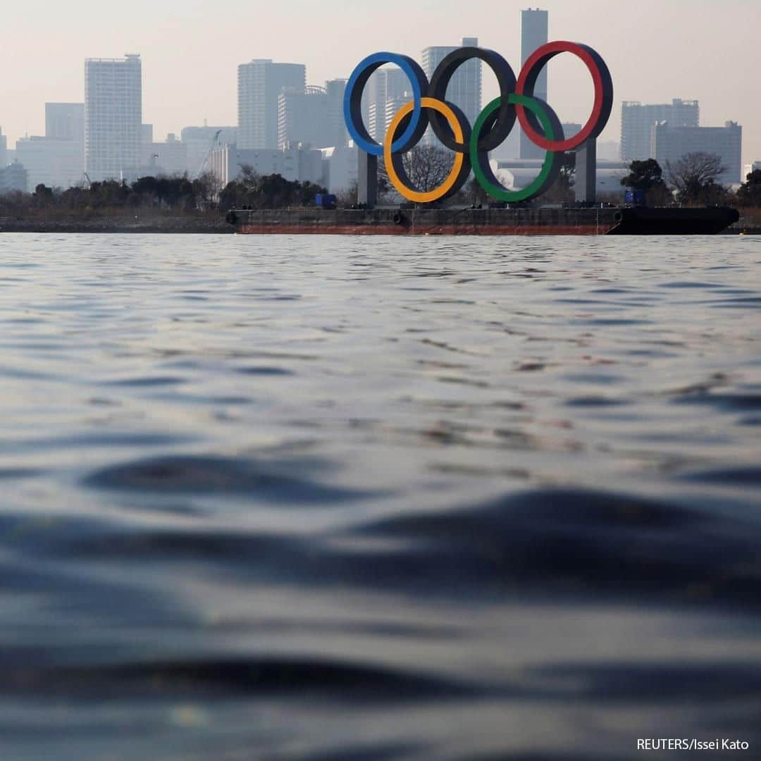 ABC Newsさんのインスタグラム写真 - (ABC NewsInstagram)「The giant Olympic rings are seen over the sea ahead of the six-months countdown to the Tokyo Olympics that have been postponed due to do the coronavirus outbreak, in Tokyo, Japan.  #olympics #tokyo」1月22日 21時00分 - abcnews