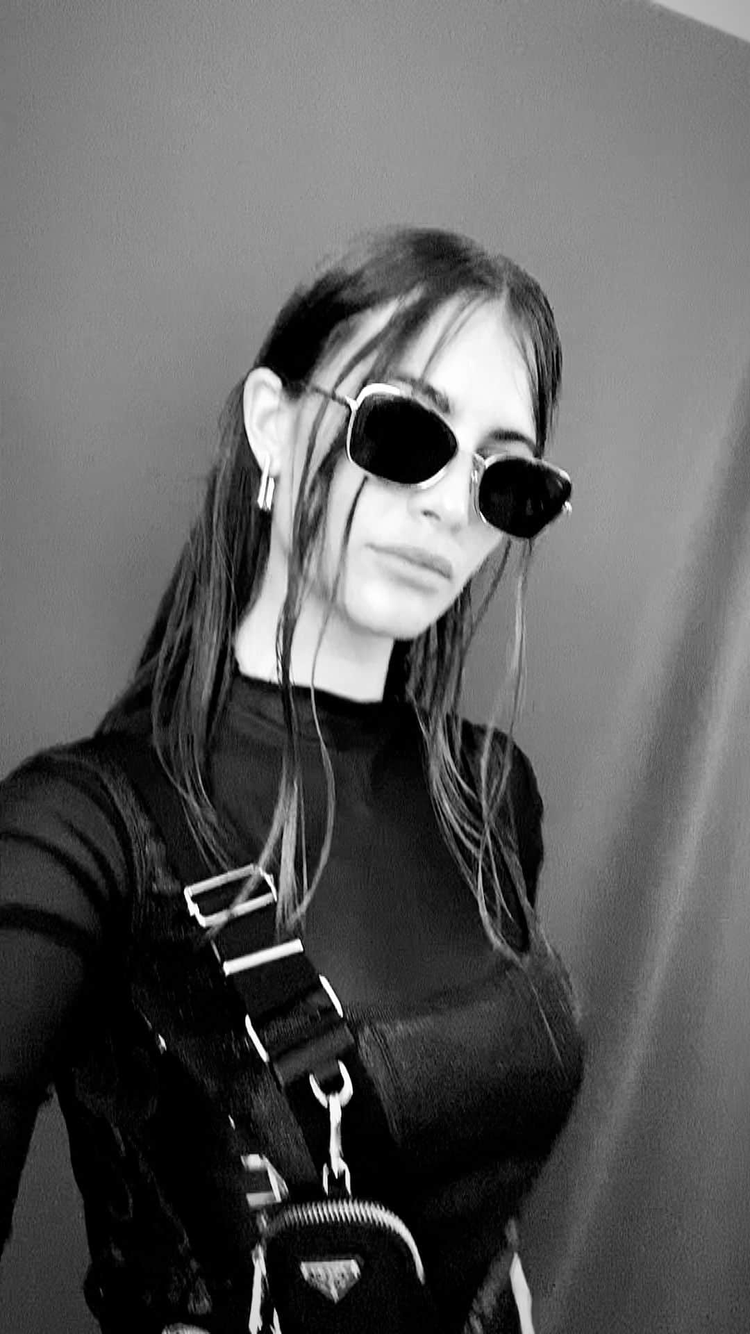 デシレ・コルデロ・フェレールのインスタグラム：「New editorial 🔜  @chiquipelife  @david_vicho  @lluisamakeup」
