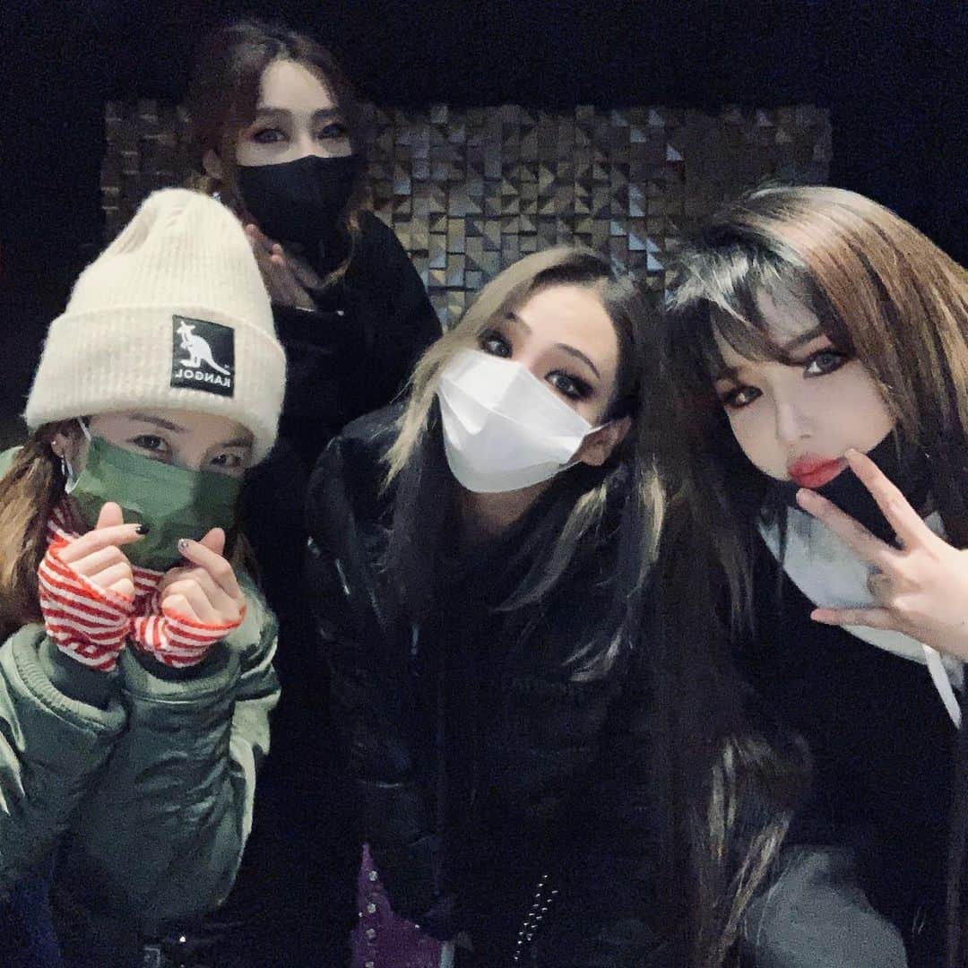 CL さんのインスタグラム写真 - (CL Instagram)「+🍒🍒🍒🍒+」1月22日 21時16分 - chaelincl