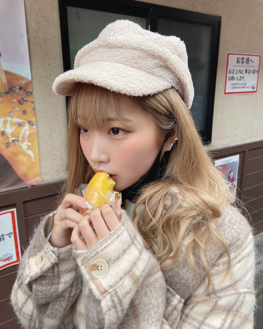 権隨玲さんのインスタグラム写真 - (権隨玲Instagram)「. ま〜えのしゃしん🌰🌰🌰 スイートポテトだいすきだいすき🤦🏻‍♂️💕」1月22日 21時15分 - rea__room