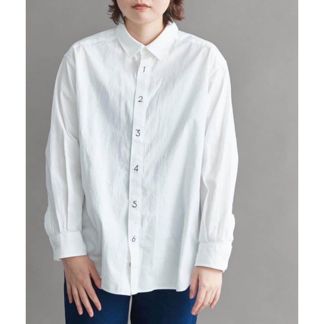のインスタグラム：「【Restock】  数字刺繍shirts ¥10,000+tax  数字刺繍one piece ¥13,000+tax  シャツ、ワンピース共に再入荷しました。  ____________________________  #iamiinfact #latelierdusavon  @latelier_du_savon_official  @ambidex_store」
