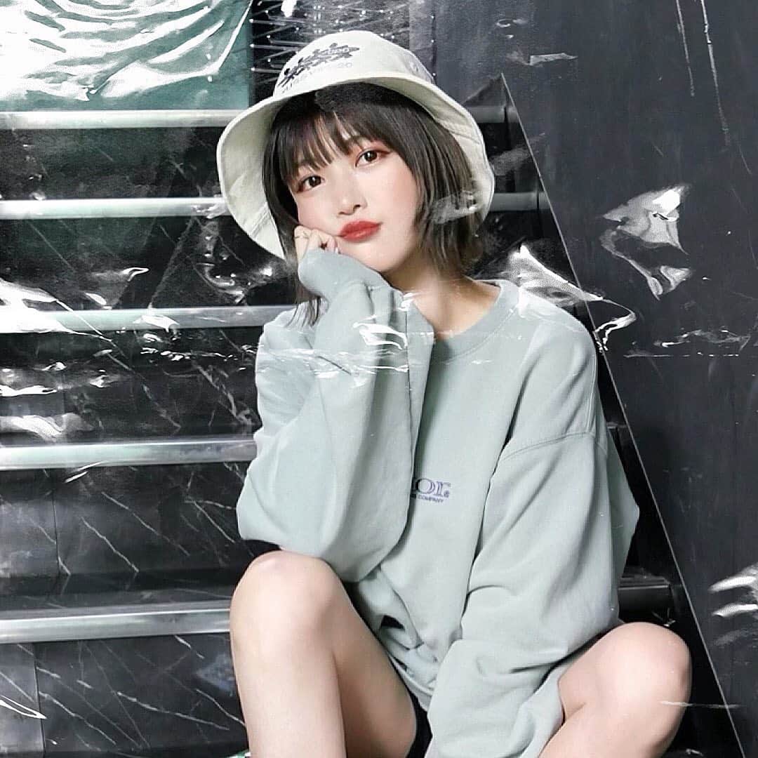 美月リカのインスタグラム：「🤍🤍」