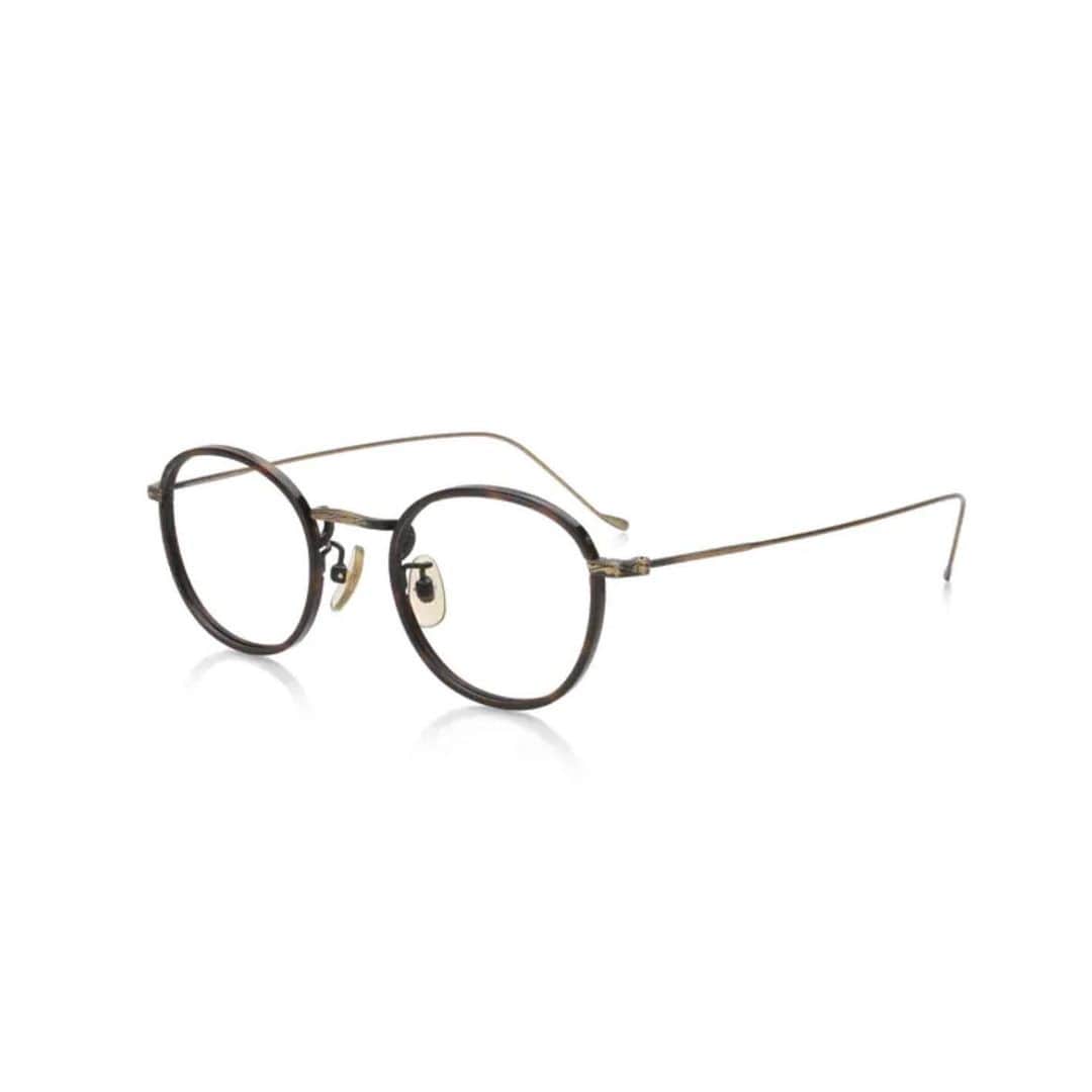 JINS公式さんのインスタグラム写真 - (JINS公式Instagram)「JINS Classic_20-30  @martinapaukova   #jins #jins_global #jins20fw#eyewear #glasses #optical #ジンズ #メガネ #めがね #眼鏡 #JINSメガネ #ジンズメガネ #👓#メガネ好き #眼鏡好き#アイウェア #eyeglasses #メガネ女子#めがね男子#メガネコーデ#🕶#冬コーデ」1月22日 21時46分 - jins_japan