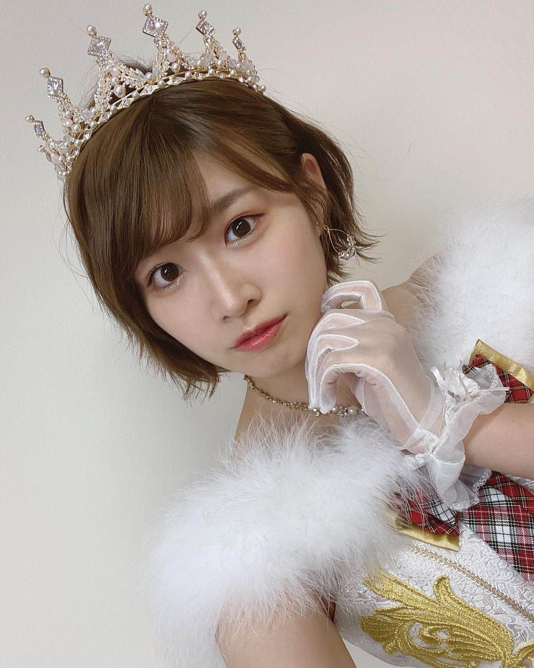 佐藤朱のインスタグラム：「👑✨ . #バトフェス #ティアラきらきら」