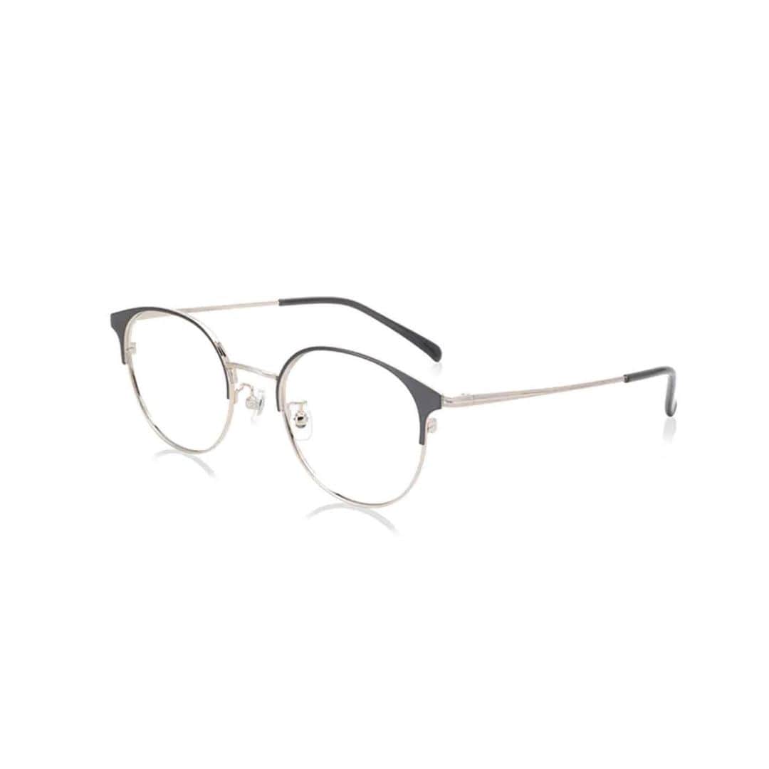 JINS公式さんのインスタグラム写真 - (JINS公式Instagram)「JINS Classic_40-50  @martinapaukova   #jins #jins_global #jins20fw#eyewear #glasses #optical #ジンズ #メガネ #めがね #眼鏡 #JINSメガネ #ジンズメガネ #👓#メガネ好き #眼鏡好き#アイウェア #eyeglasses #メガネ女子#めがね男子#メガネコーデ#🕶#冬コーデ」1月22日 21時54分 - jins_japan