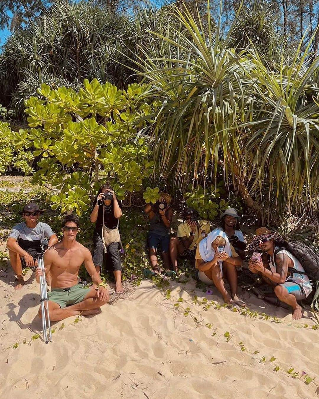 八代健さんのインスタグラム写真 - (八代健Instagram)「A friendly outing to Koh Nayak Thanks for a great experience ⛵️ @suntantour  lens : @maxmillionx #beachlife」1月22日 21時54分 - kenyashiro