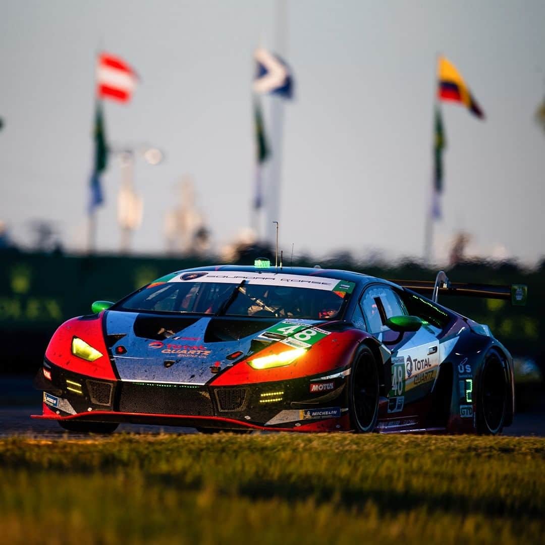 ランボルギーニのインスタグラム：「Ready to go, once again! A new GT season is on, and Lamborghini will be there: starting from @daytona, Spa Francorchamps, Monza, Sebring, Nürburgring. Can you hear us roaring yet? Keep up to date with @lamborghinisc.  #Lamborghini #LamborghiniSquadraCorse」