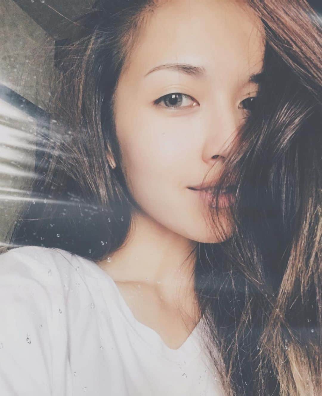 美女JAPANのインスタグラム：「どうも美女JAPANです！✨ ＊ ＊ 今回ご紹介するのはこの方‼️ ＊ ＊ amymoore@amymoore_jp ＊ ＊ とっても綺麗！🙈💕 こんな綺麗な人滅多にいない！ ＊ ＊ あなたのタイプはどんな方ですか？  #色気 #可愛い #綺麗 #かわいい #写真集 #モデル #美肌 #笑顔 #スタイル抜群 #可愛い #可愛すぎ #会いたい #天使 #美女 #美人 #美しい #清楚 #スタイル #色白 #スタイル抜群 #美脚 #素敵 #カワイイ #応援」
