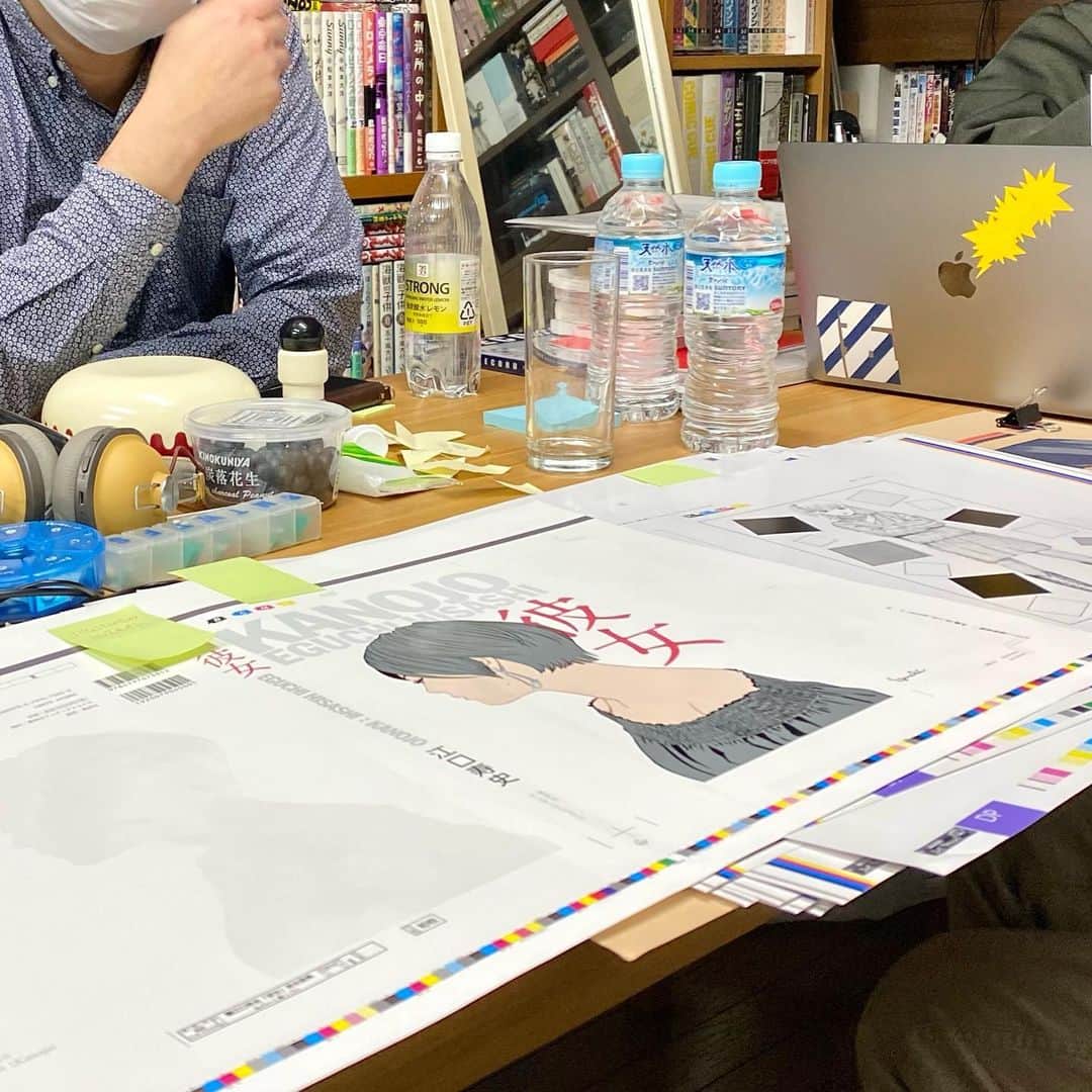 江口寿史のインスタグラム：「画集『彼女』。３月10日の発売に向けて、着々とゴールに向かっております！」