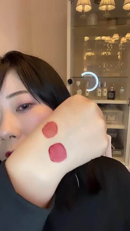 鍛治麻衣子のインスタグラム：「プレゼント企画の商品の紹介です☺️ 明日20:00からストーリーで応募出来ます🙌🏻  #プレゼント企画 #プレゼント企画実施中 #韓国コスメ」