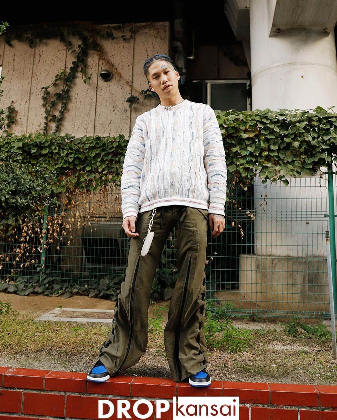 Droptokyoさんのインスタグラム写真 - (DroptokyoInstagram)「KANSAI STREET STYLES @drop_kansai  #streetstyle#droptokyo#kansai#osaka#japan#streetscene#streetfashion#streetwear#streetculture#fashion#関西#大阪#ストリートファッション#fashion#コーディネート#tokyofashion#japanfashion Photography: @yuri_horie_」1月22日 22時26分 - drop_tokyo