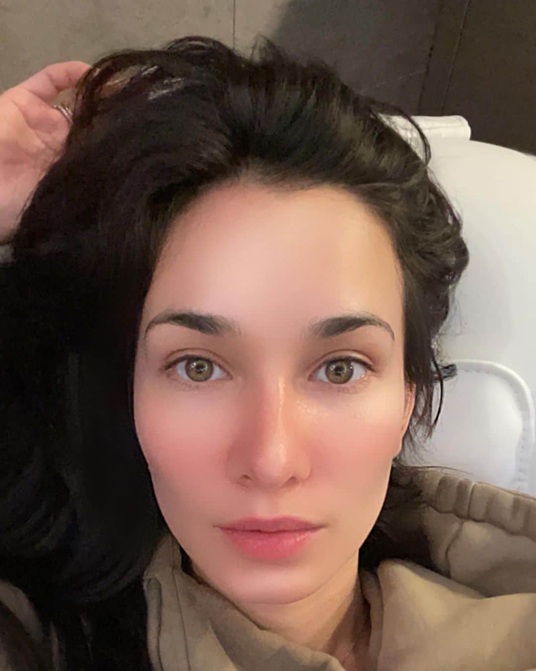 セリーナ・ジェイドのインスタグラム：「Selfie moment :)」