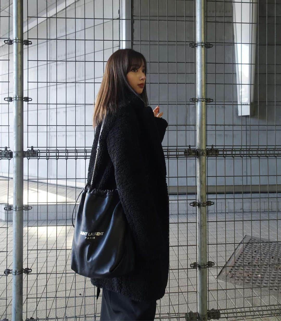 谷川菜奈さんのインスタグラム写真 - (谷川菜奈Instagram)「私服☺︎黒☺︎」1月22日 22時59分 - pechi.130