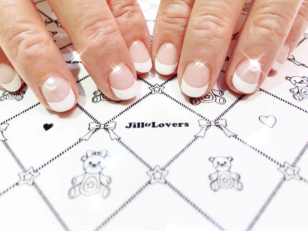 mamijinguのインスタグラム：「@reliefj1026  今年もよろしくお願いします💖  #jillandlovers #nail #nailart #paragel #gelneil#gel #ネイル #ネイルアート #me #look #love #かわいい」