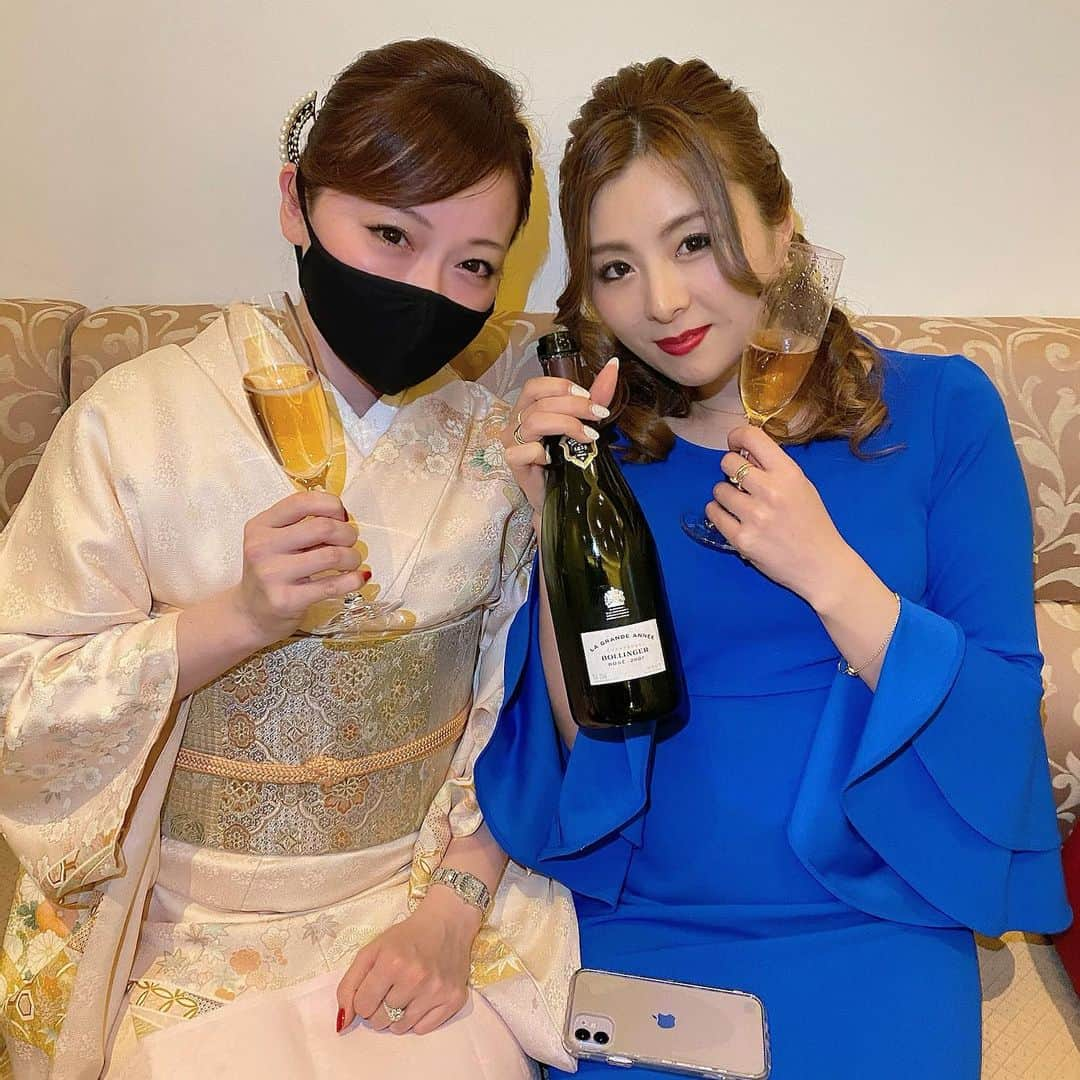 一ノ瀬瑞帆のインスタグラム：「相方未来ちゃんのお誕生日お祝いに行って来ました💕💕 今年も一緒にお祝い出来て嬉しかったな、未来ちゃんおめでとう🥂💕 #銀座 #相方 #お誕生日お祝い #シャンパン #ボランジェロゼ」