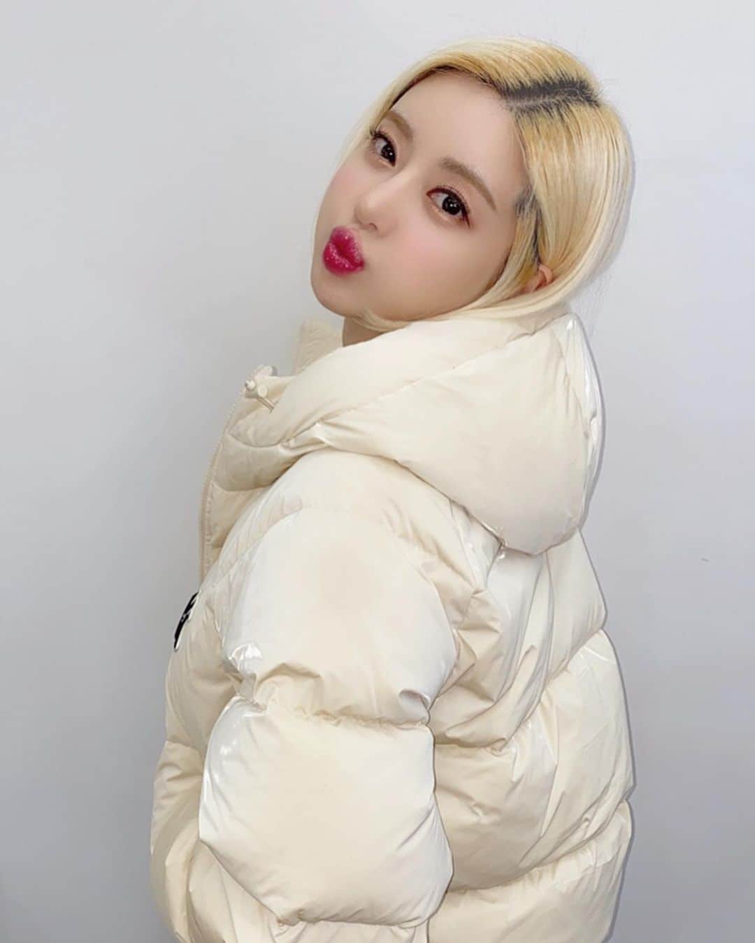 Dj Sodaのインスタグラム：「잘자~good night😘😘 #mlbcrew」