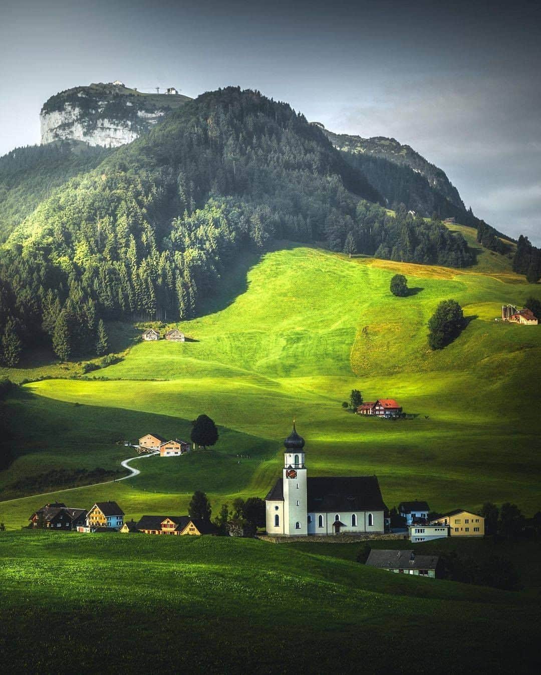 Discover Earthさんのインスタグラム写真 - (Discover EarthInstagram)「10 beautiful pictures of lovely Switzerland ! 🇨🇭  For such a small country Switzerland, a land of mountains, is spoiled by its spectacular natural scenery. In almost any part of the country, you’ll be treated to view that will take your breath away, and leave a lasting memory.  #WorldPhotographyDay special collection from Switzerland.  Which one is your favorite? 🇨🇭 #DiscoverSwitzerland with @cumacevikphoto  . . . . .  #switzerland  #schweiz  #swiss  #suisse  #switzerlandwonderland  #visitswitzerland  #myswitzerland  #inlovewithswitzerland  #ig_switzerland  #switzerland_vacations  #zurich  #swissalps  #amazingswitzerland  #switzerlandpictures  #igersswitzerland  #geneva  #svizzera  #exploreswitzerland  #bern  #igerssuisse  #ig_swiss  #iloveswitzerland  #alps  #zürich  #blickheimat  #super_switzerland  #basel  #valais」1月23日 0時30分 - discoverearth